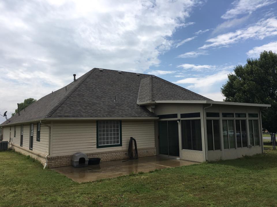 Understanding roof costs and materials for Oklahoma homes